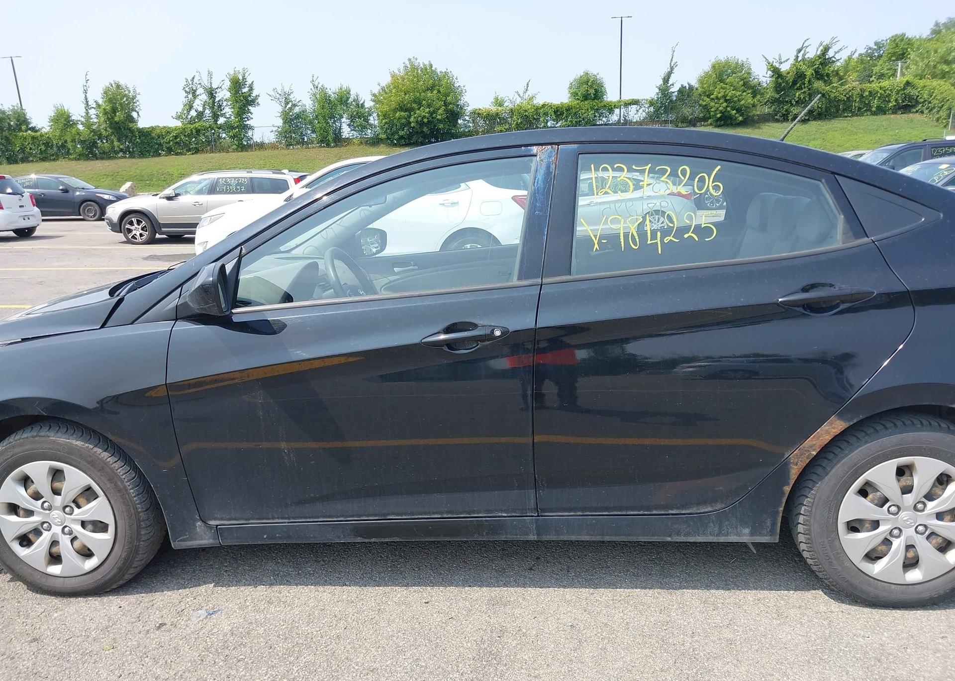 2016 HYUNDAI ACCENT GL