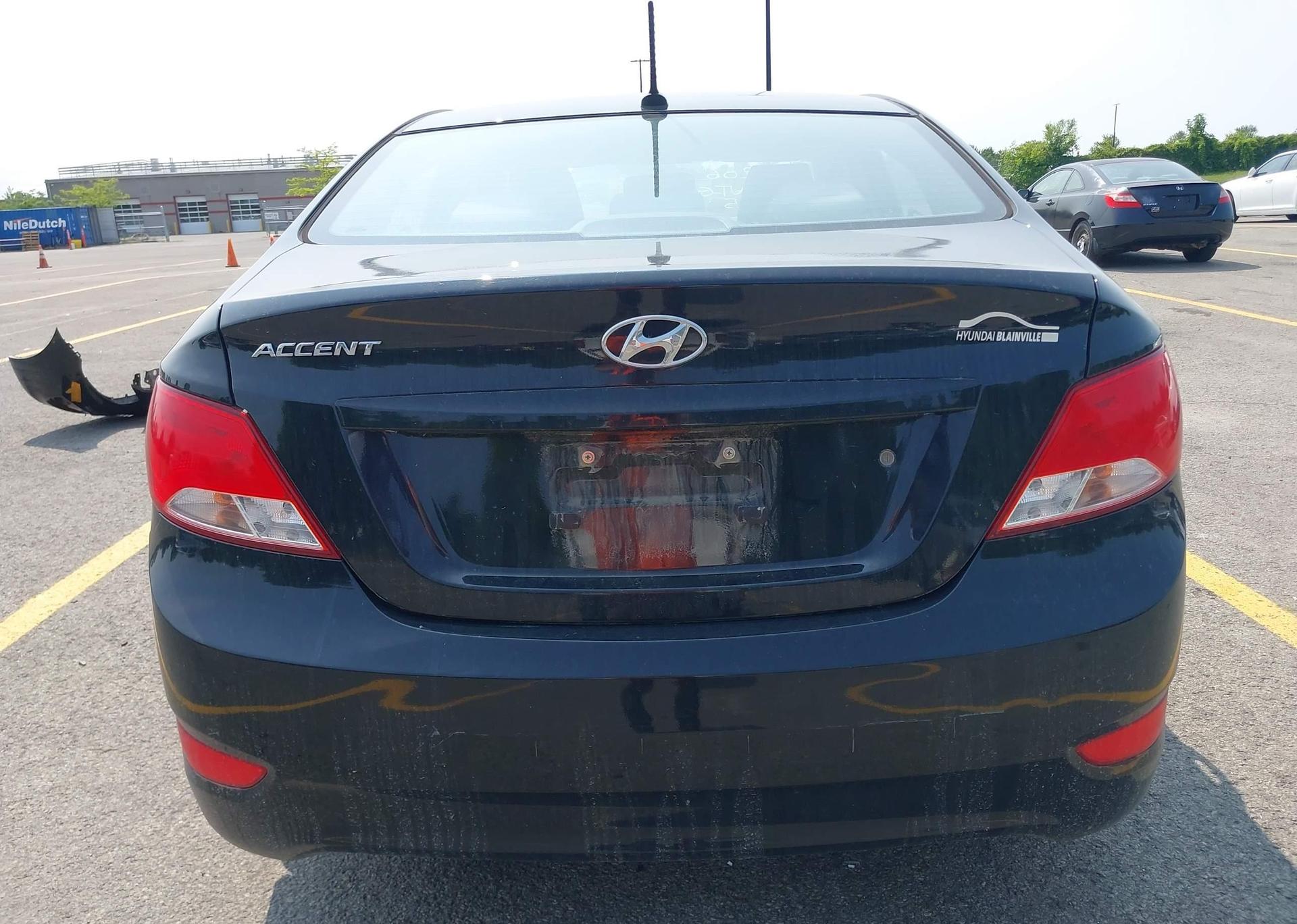 2016 HYUNDAI ACCENT GL