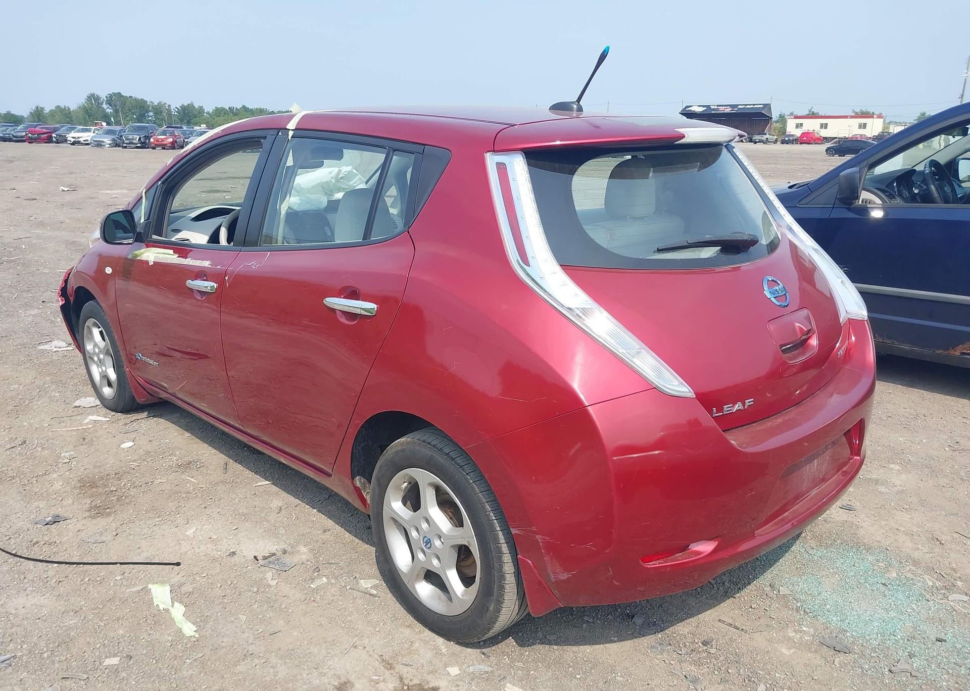 2012 NISSAN LEAF SL