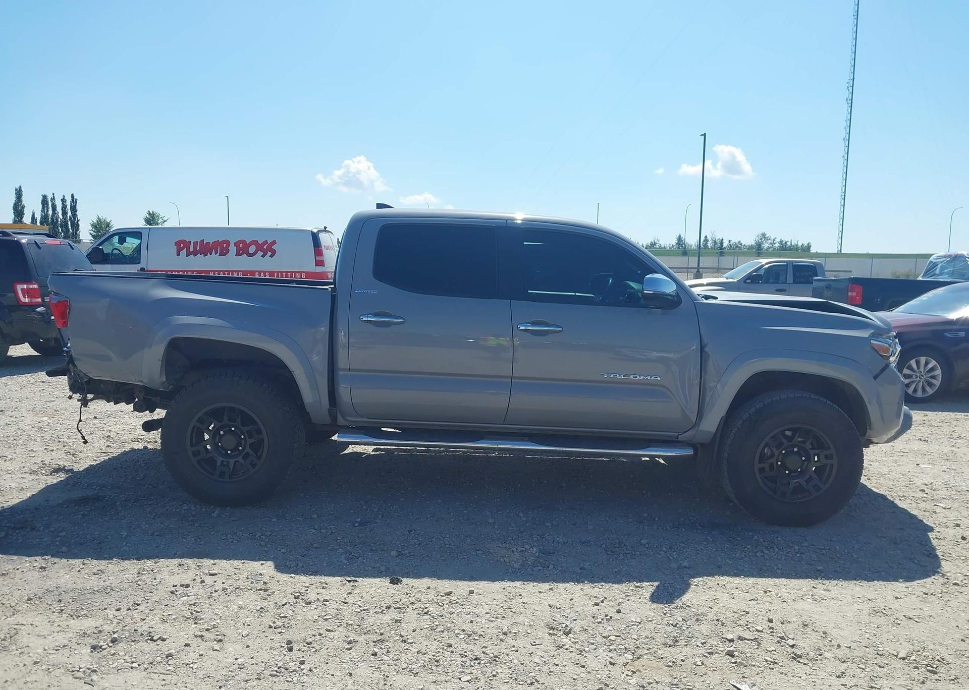 2019 TOYOTA TACOMA LIMITED V6
