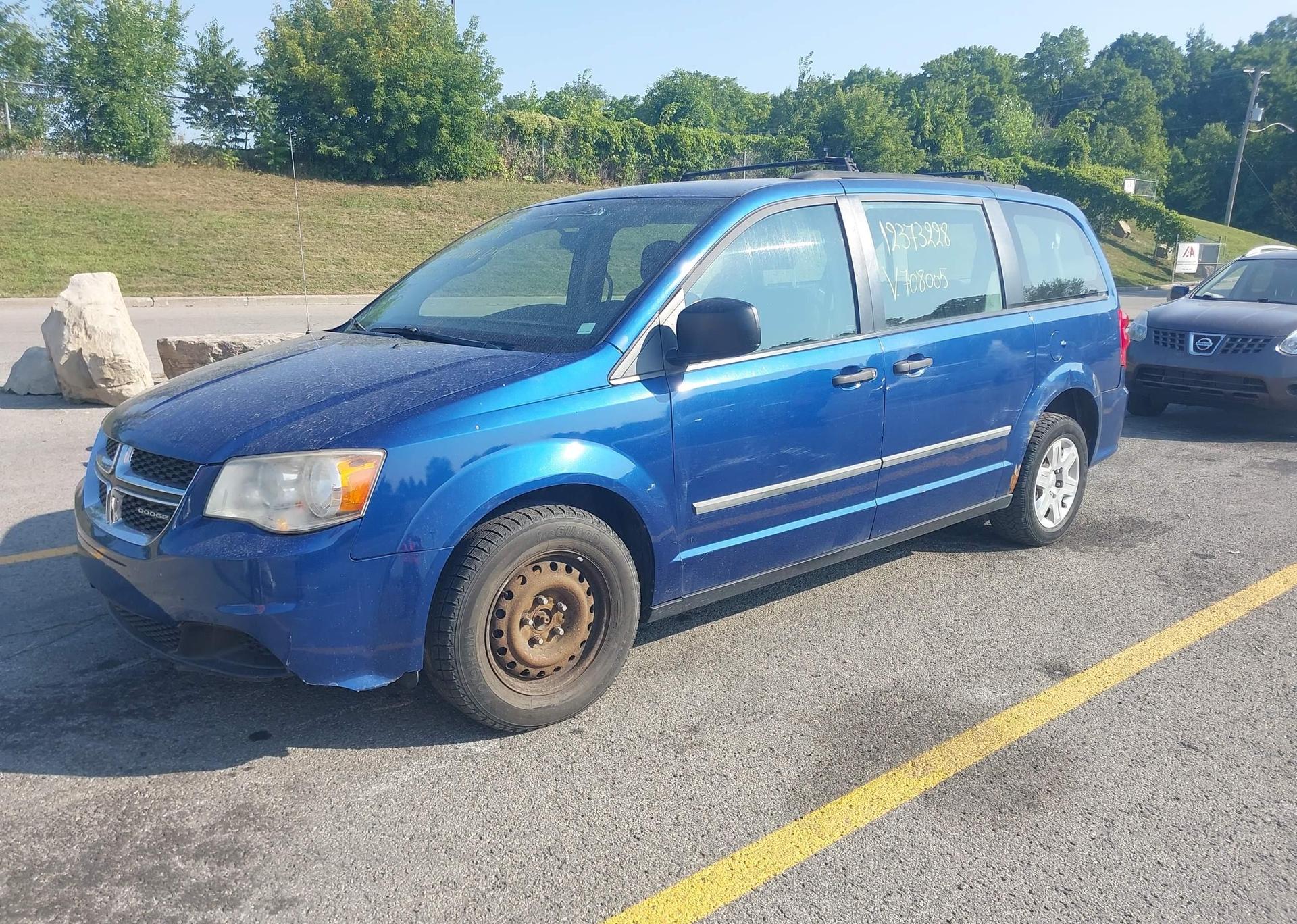 2011 DODGE GRAND CARAVAN EXPRESS