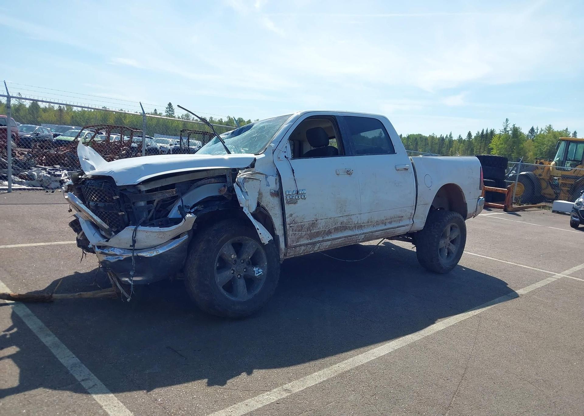 2019 RAM 1500 CLASSIC SLT