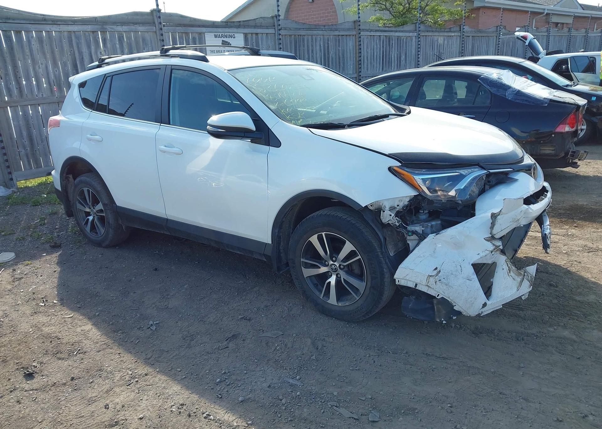 2018 TOYOTA RAV4 LE