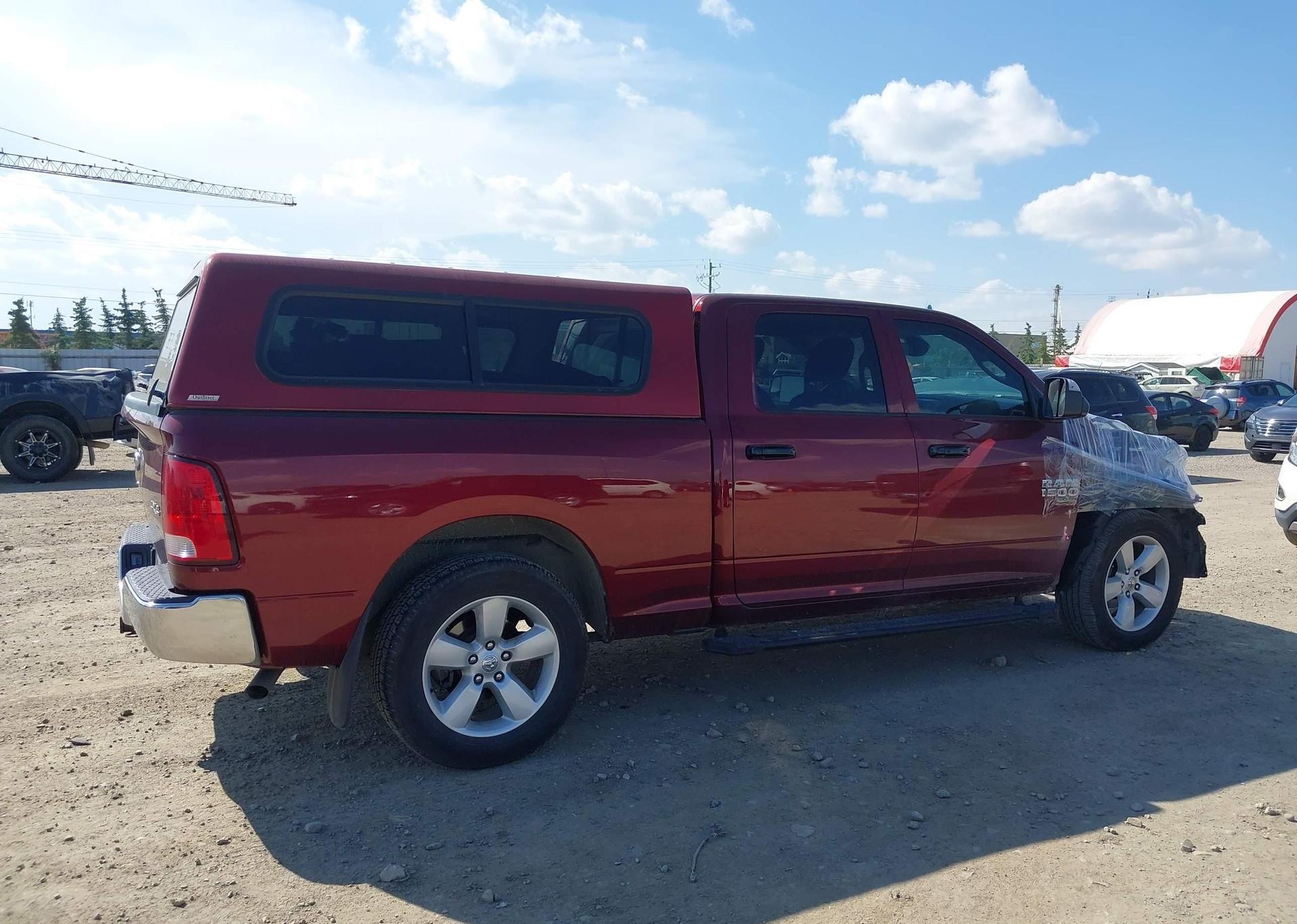 2023 RAM 1500 CLASSIC SLT