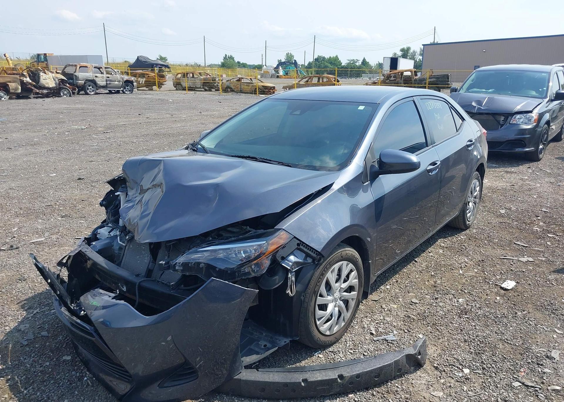 2019 TOYOTA COROLLA LE
