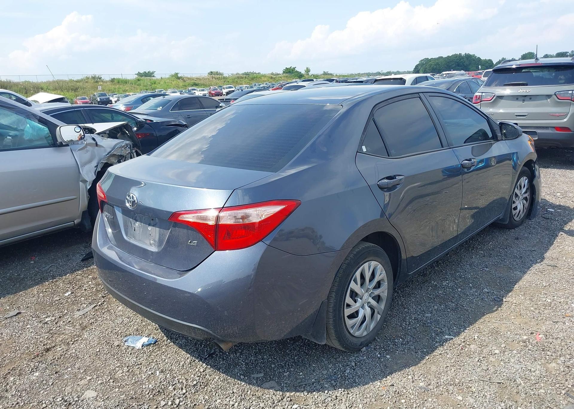 2019 TOYOTA COROLLA LE