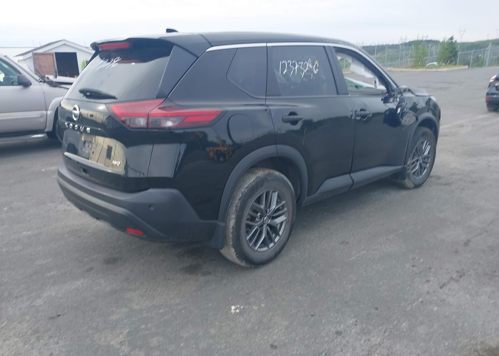 2021 NISSAN ROGUE S