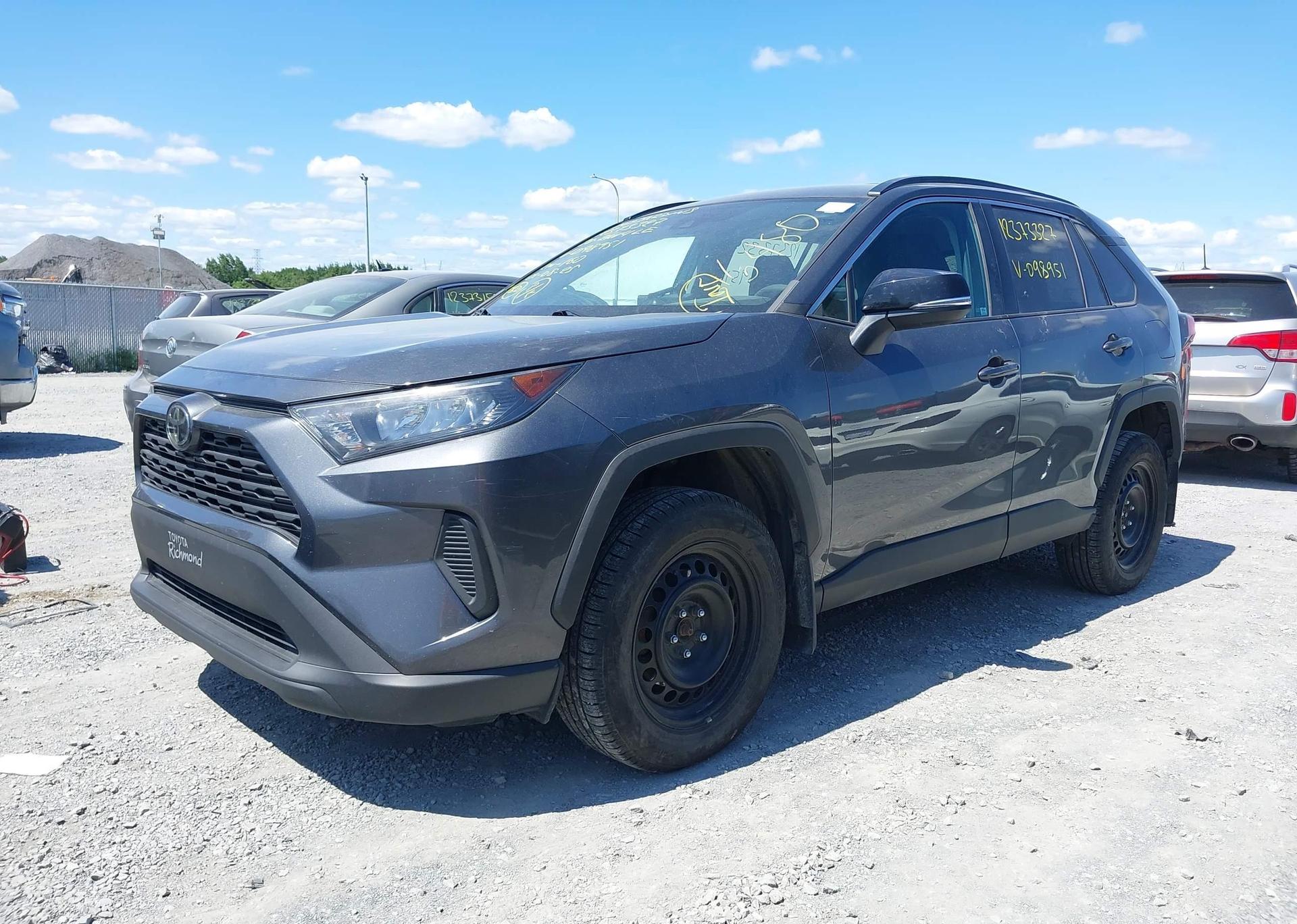 2020 TOYOTA RAV4 LE