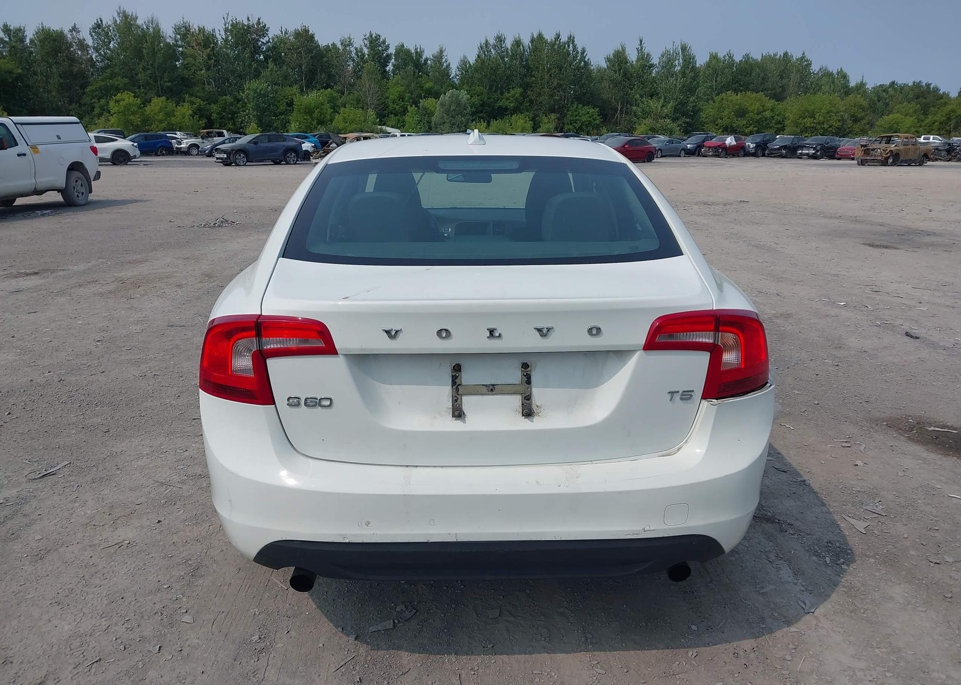 2012 VOLVO S60 T5 LEVEL 1