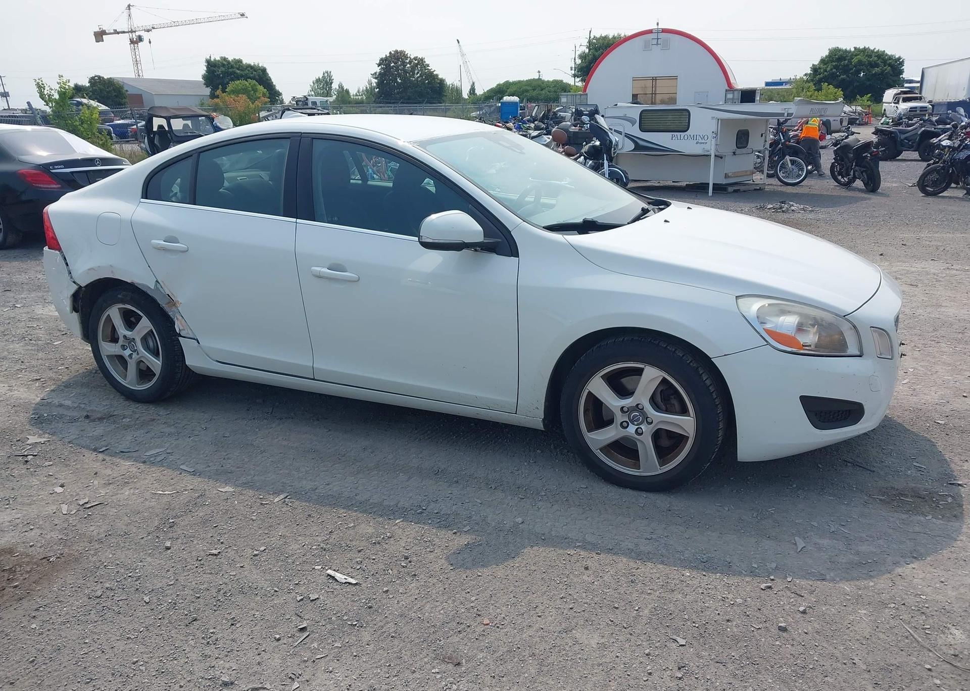 2012 VOLVO S60 T5 LEVEL 1
