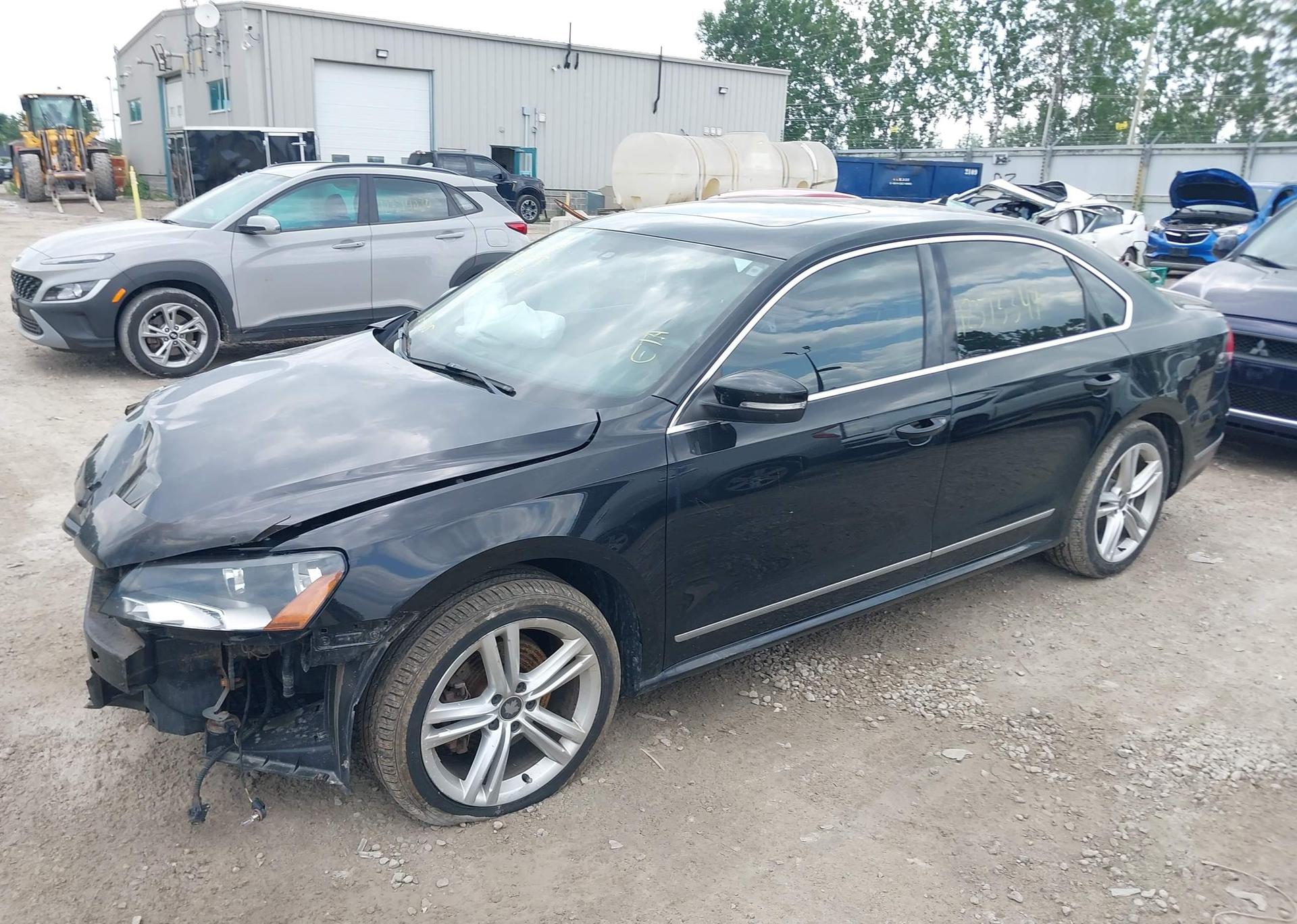 2013 VOLKSWAGEN PASSAT SE