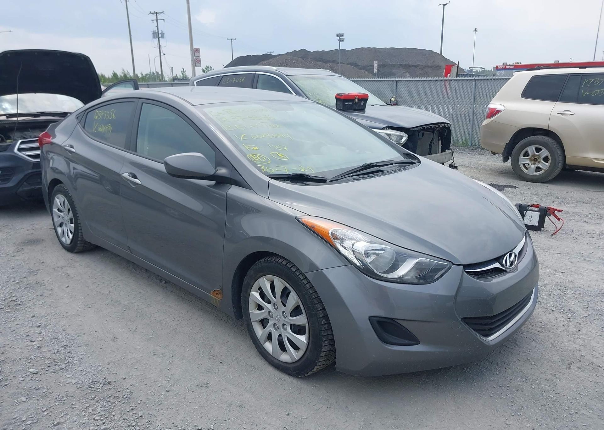 2013 HYUNDAI ELANTRA GLS