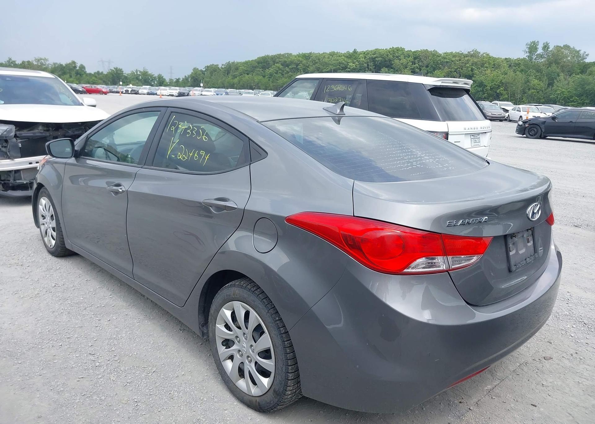 2013 HYUNDAI ELANTRA GLS
