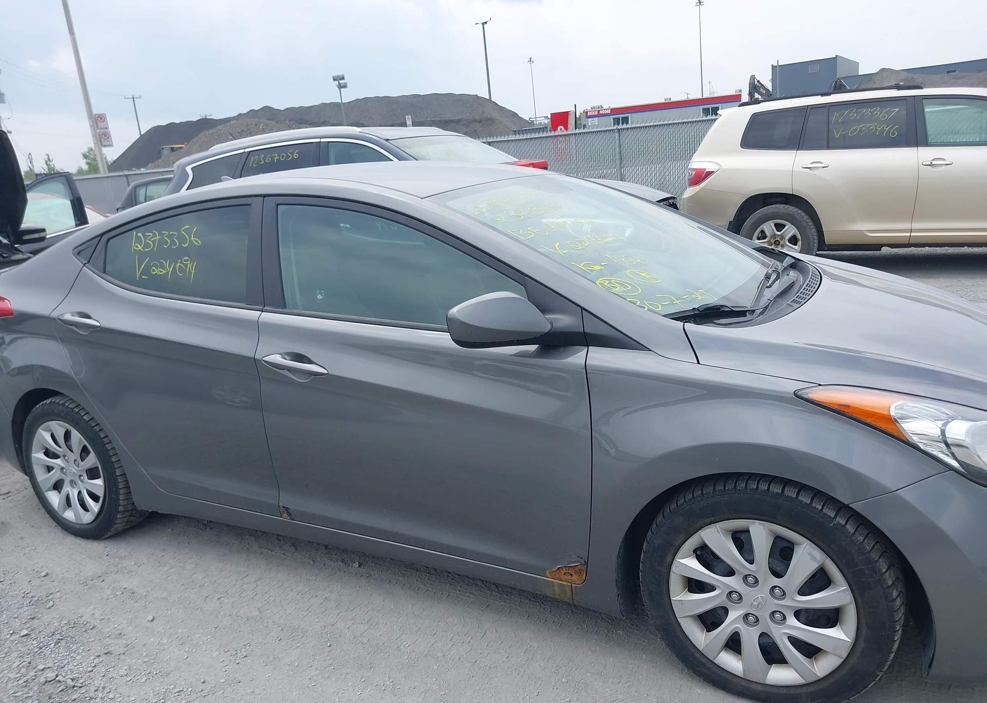 2013 HYUNDAI ELANTRA GLS