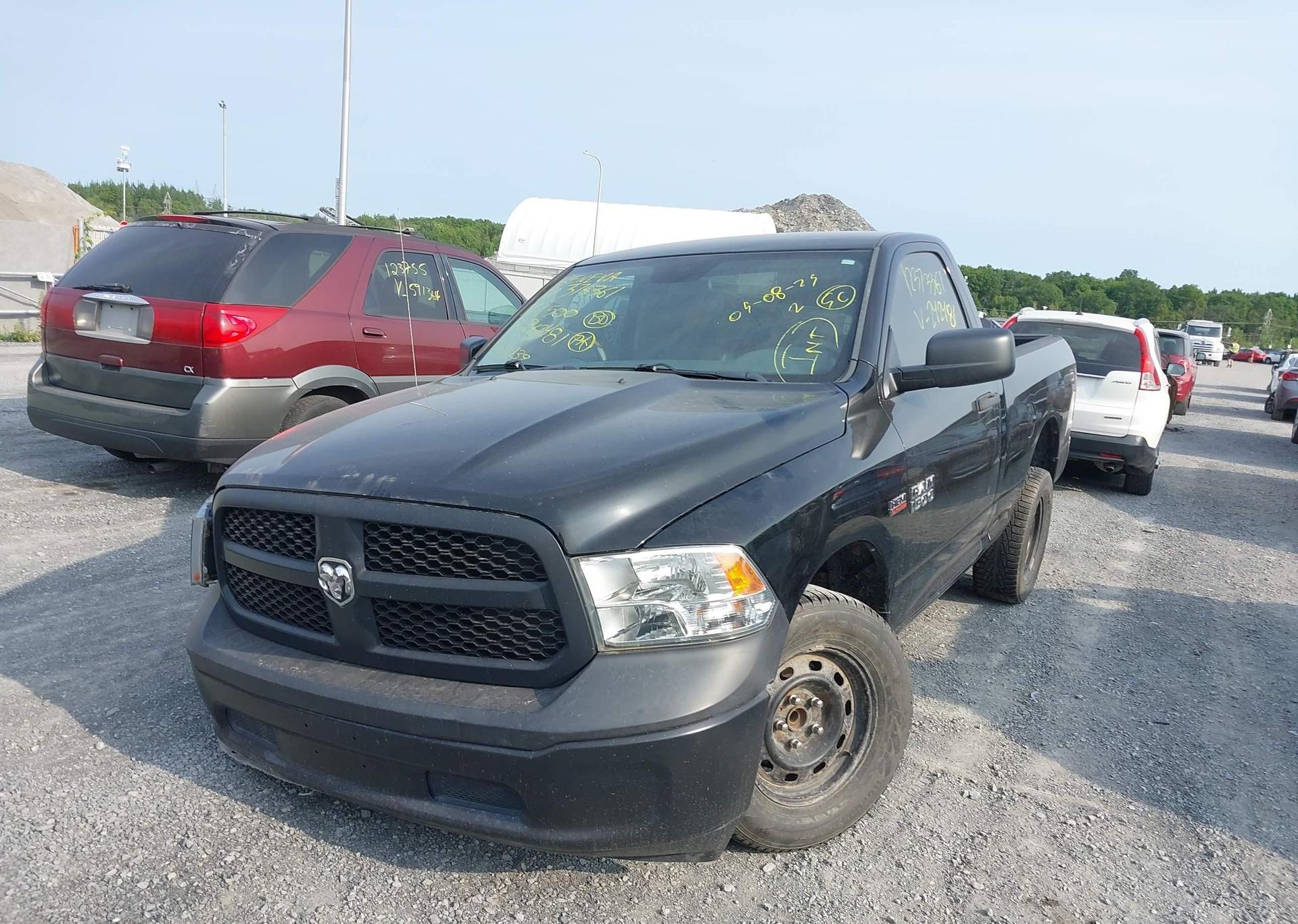 2014 RAM 1500 ST