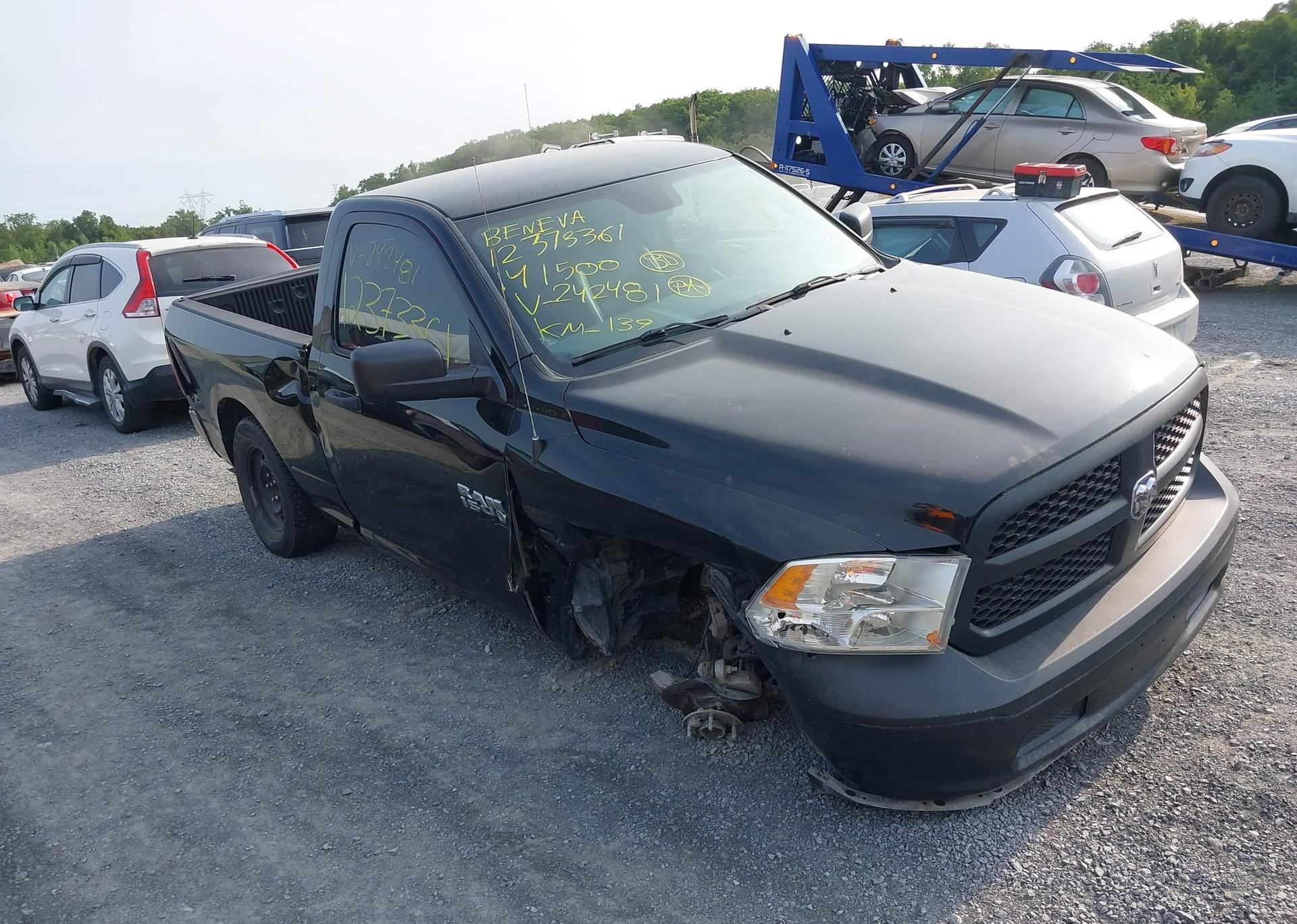 2014 RAM 1500 ST