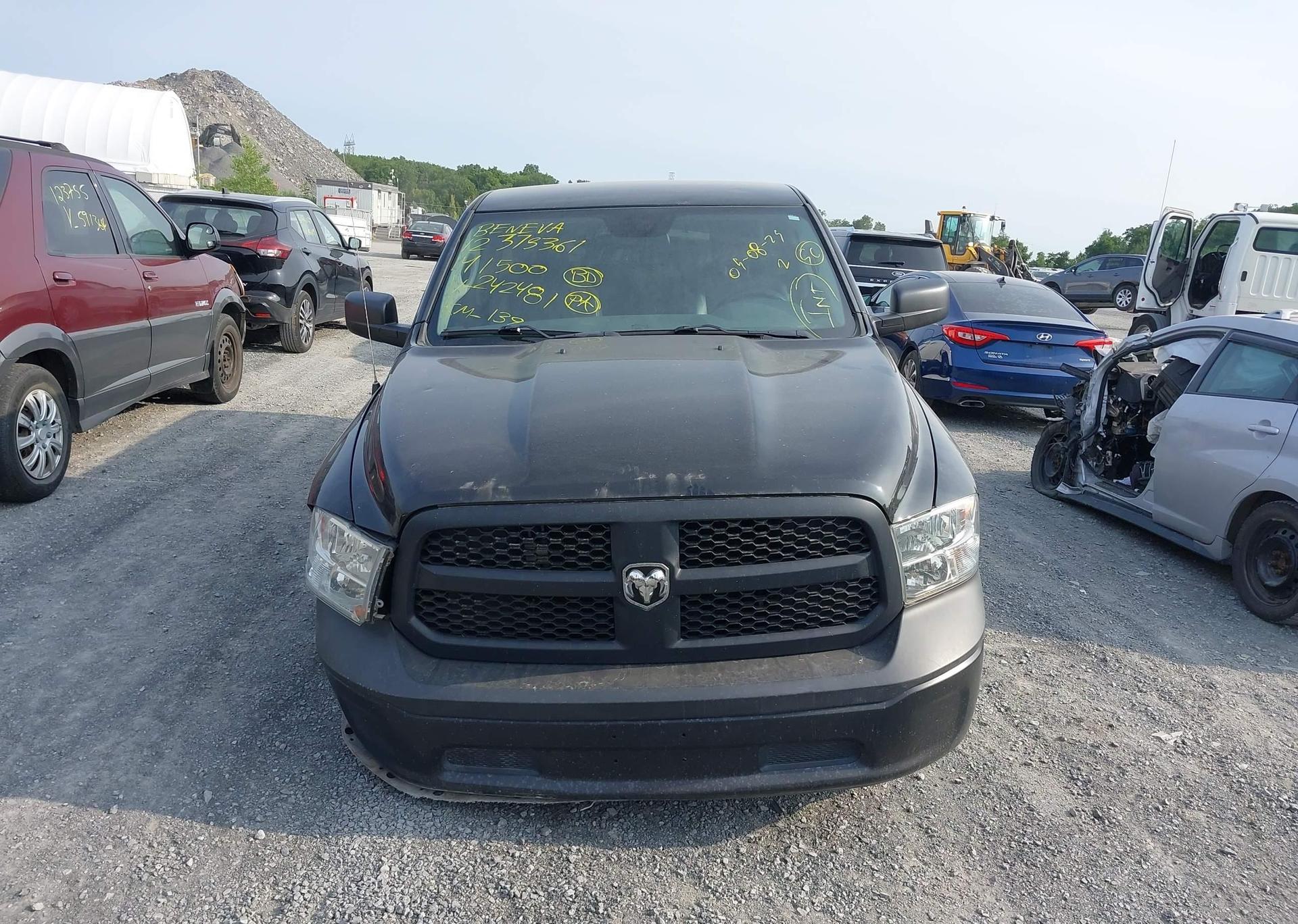 2014 RAM 1500 ST