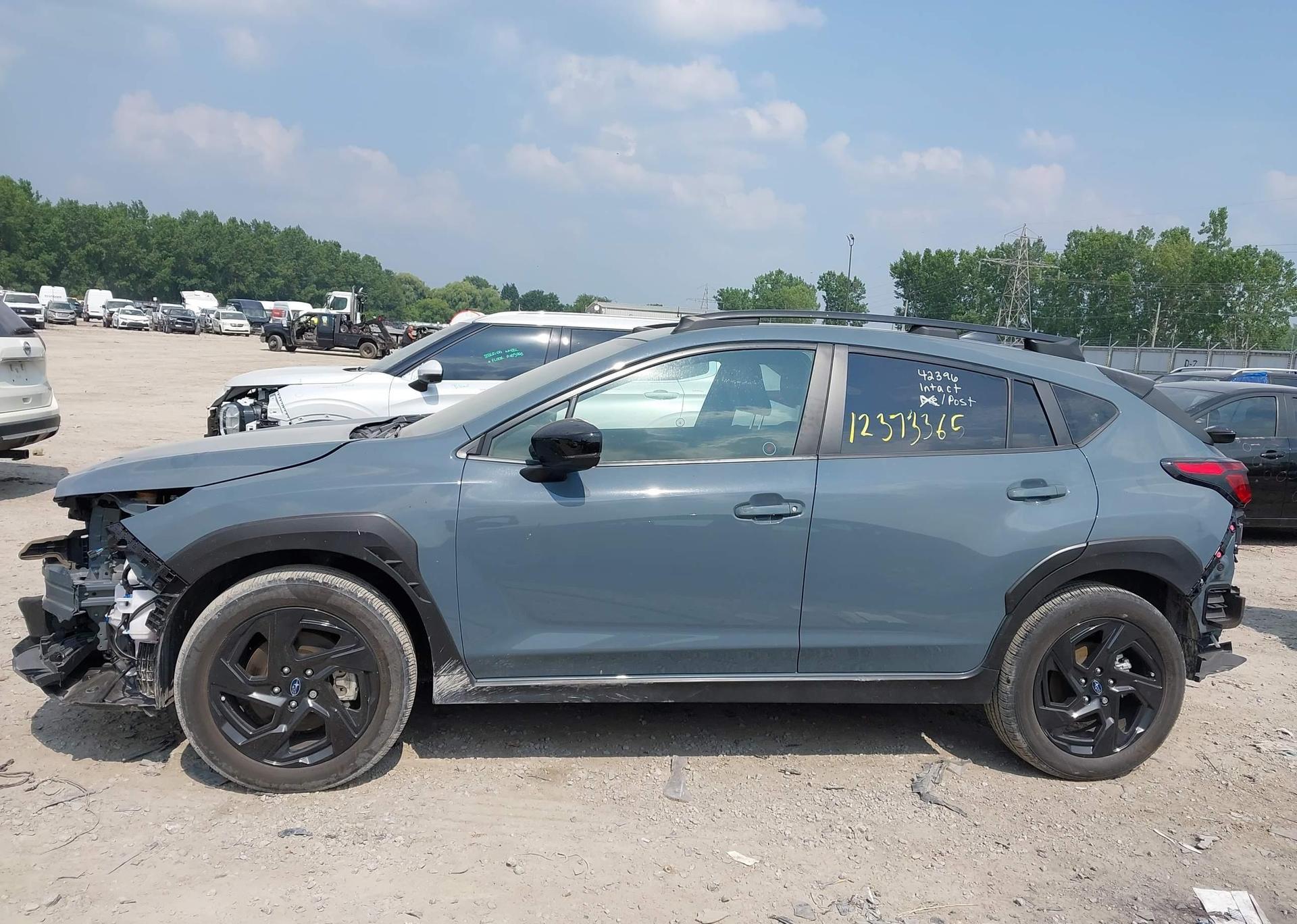2024 SUBARU CROSSTREK ONYX