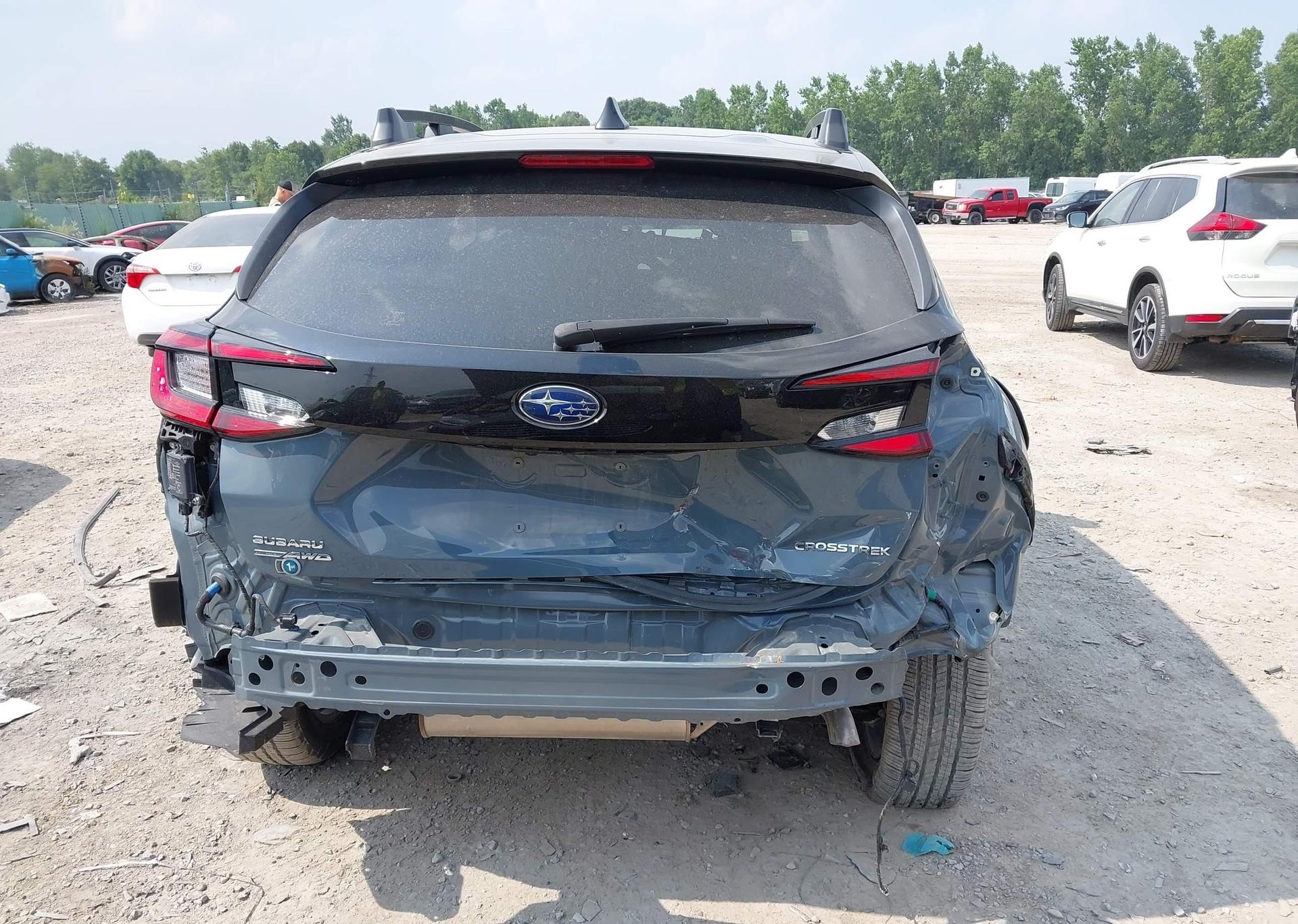 2024 SUBARU CROSSTREK ONYX