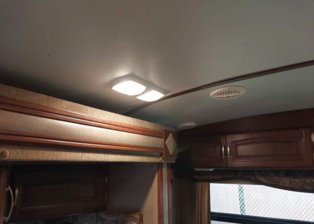 2016 KEYSTONE OUTBACK TRAVEL TRAILER