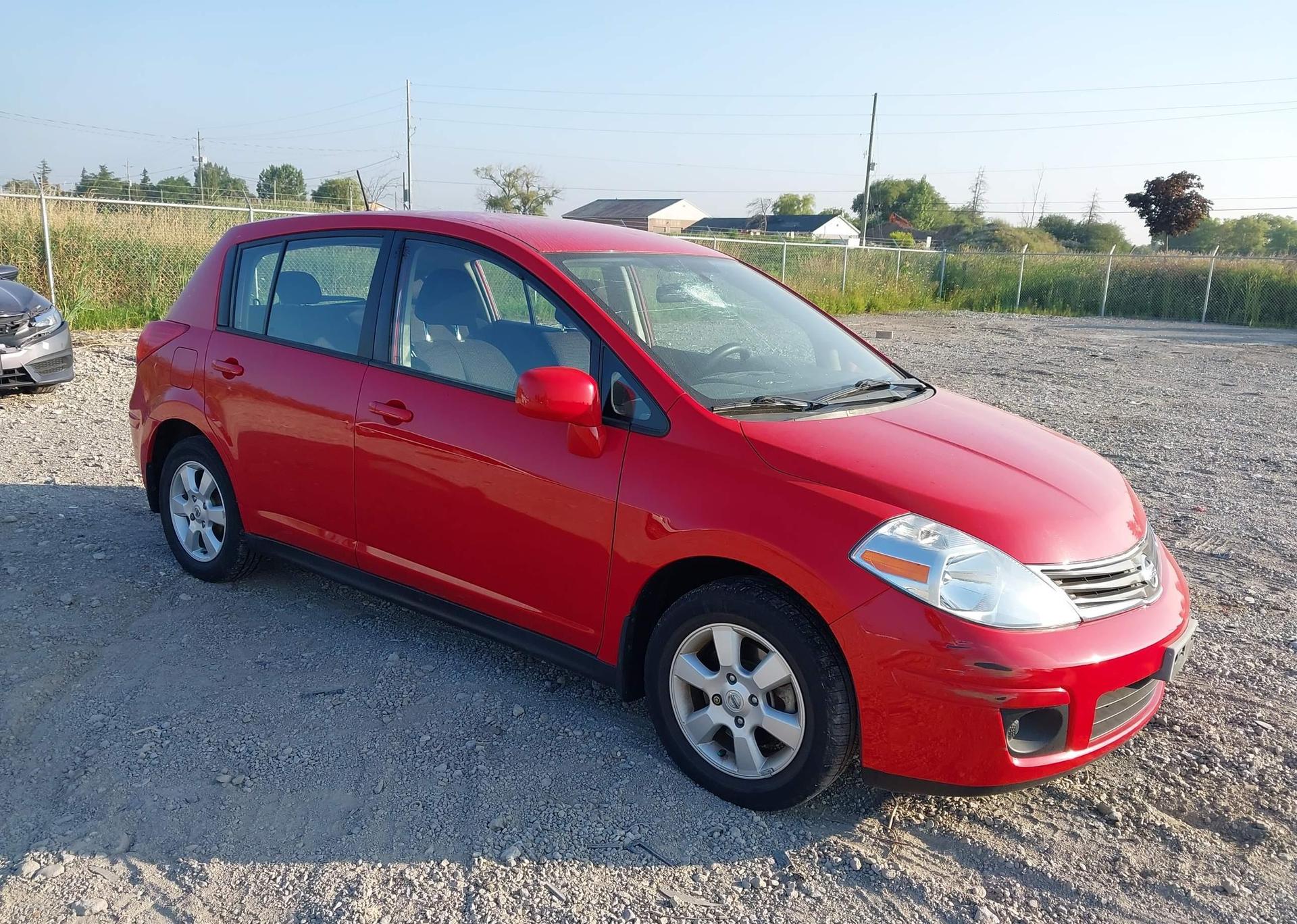 2010 NISSAN VERSA S