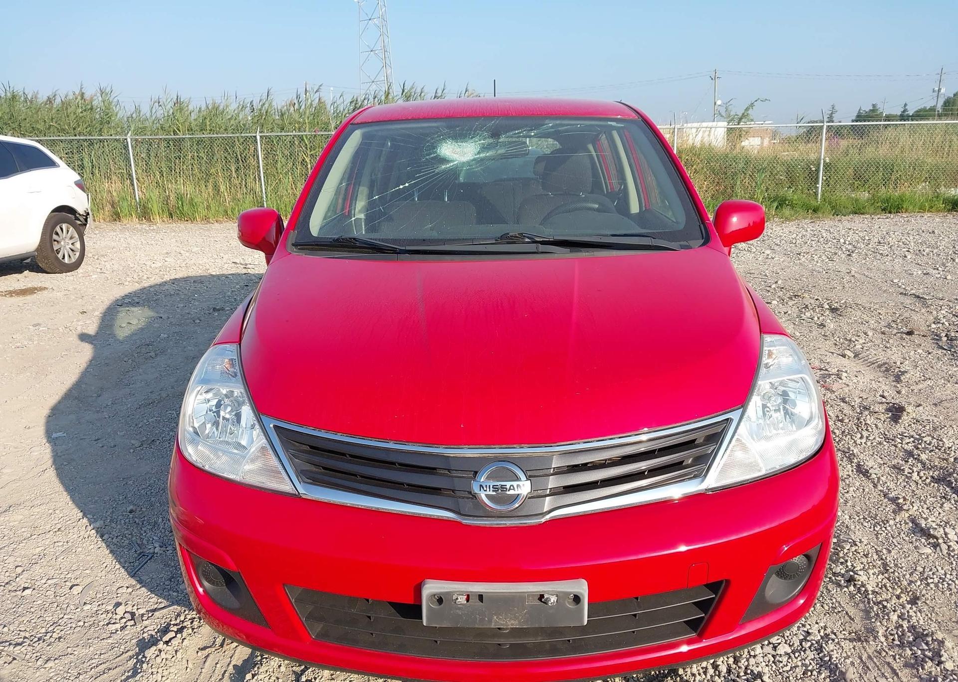 2010 NISSAN VERSA S