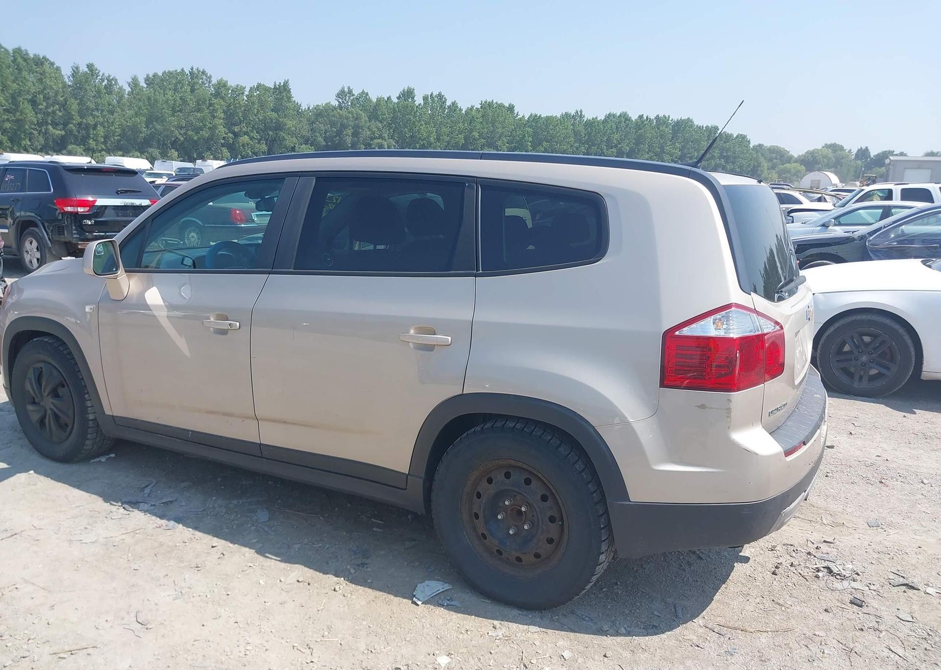 2012 CHEVROLET ORLANDO LT