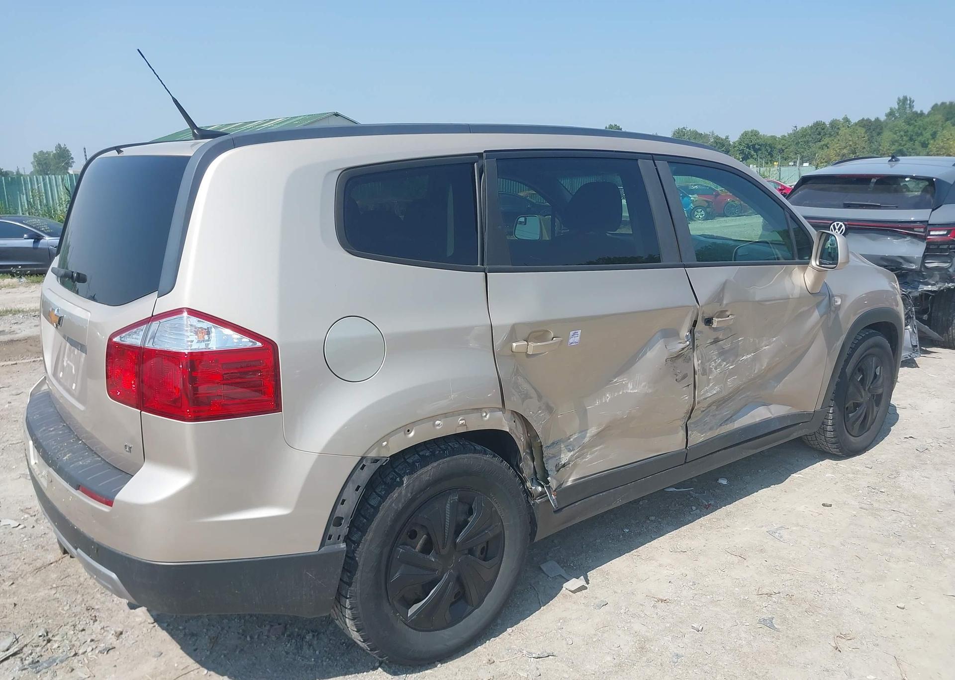 2012 CHEVROLET ORLANDO LT