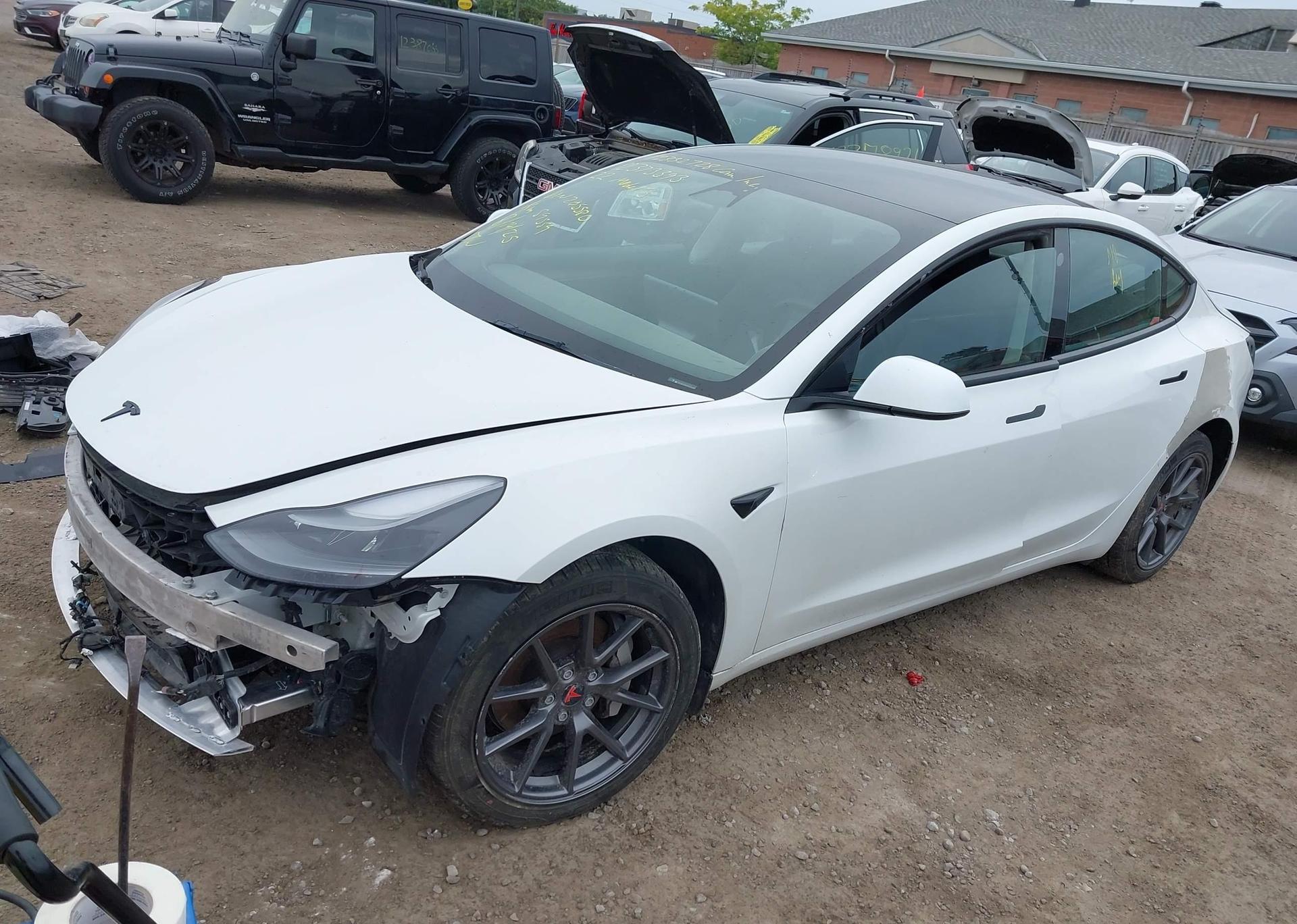 2022 TESLA MODEL 3