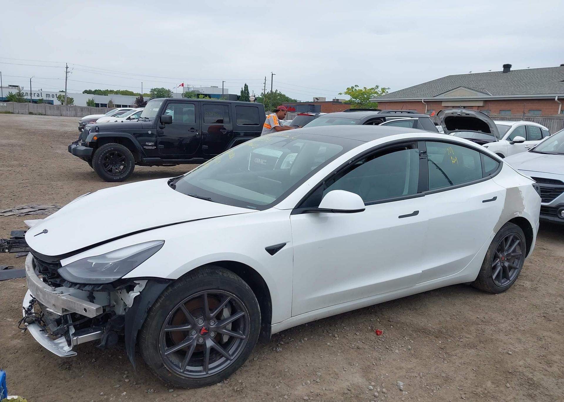 2022 TESLA MODEL 3