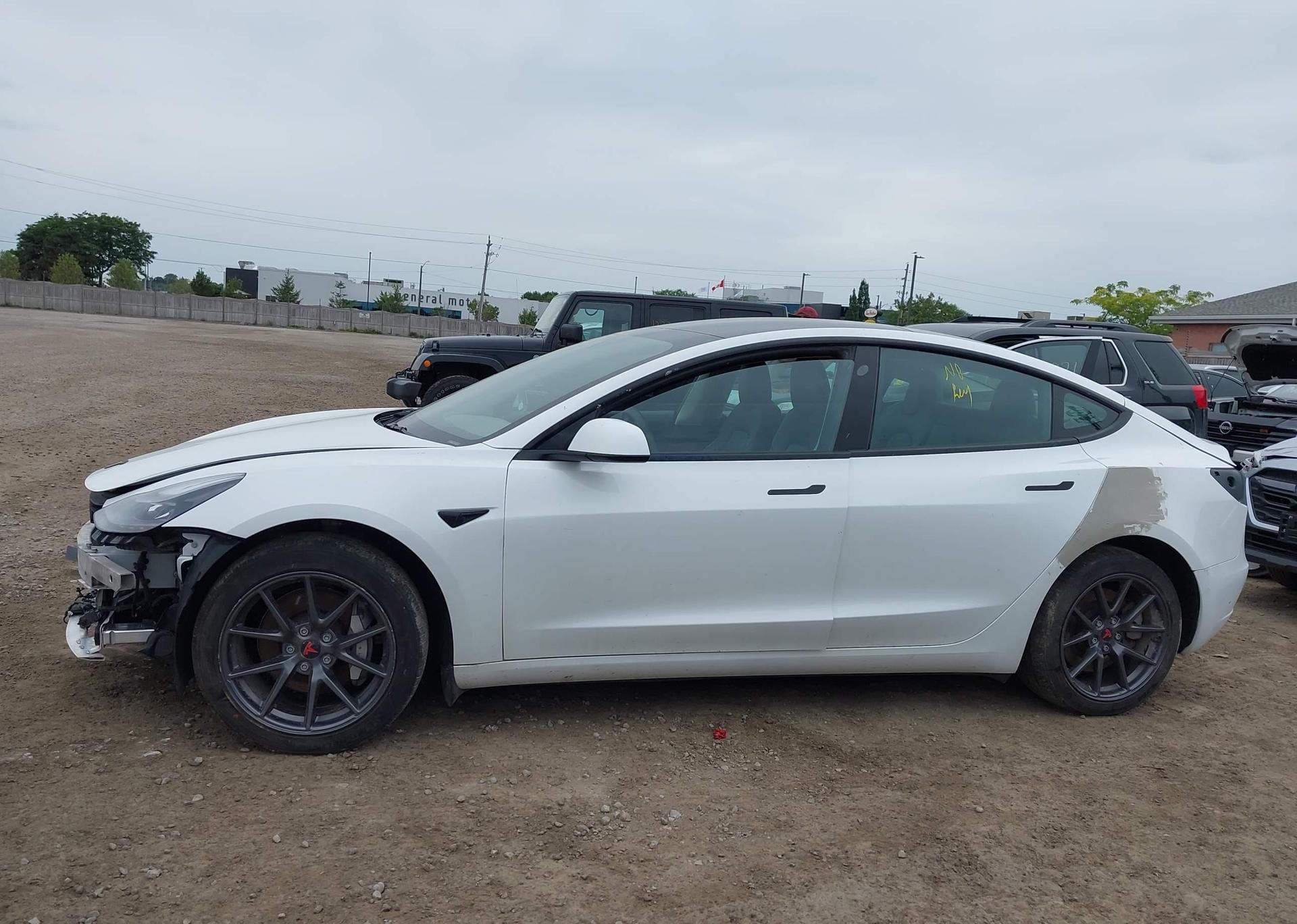 2022 TESLA MODEL 3