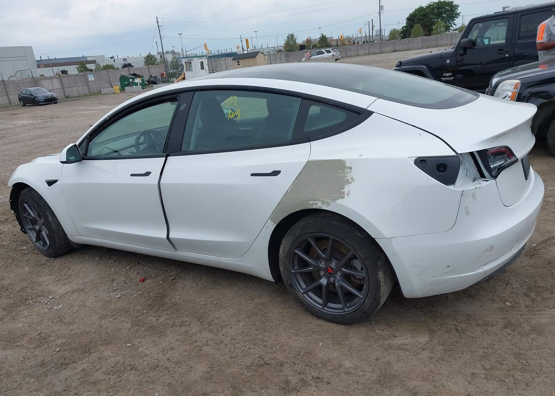 2022 TESLA MODEL 3