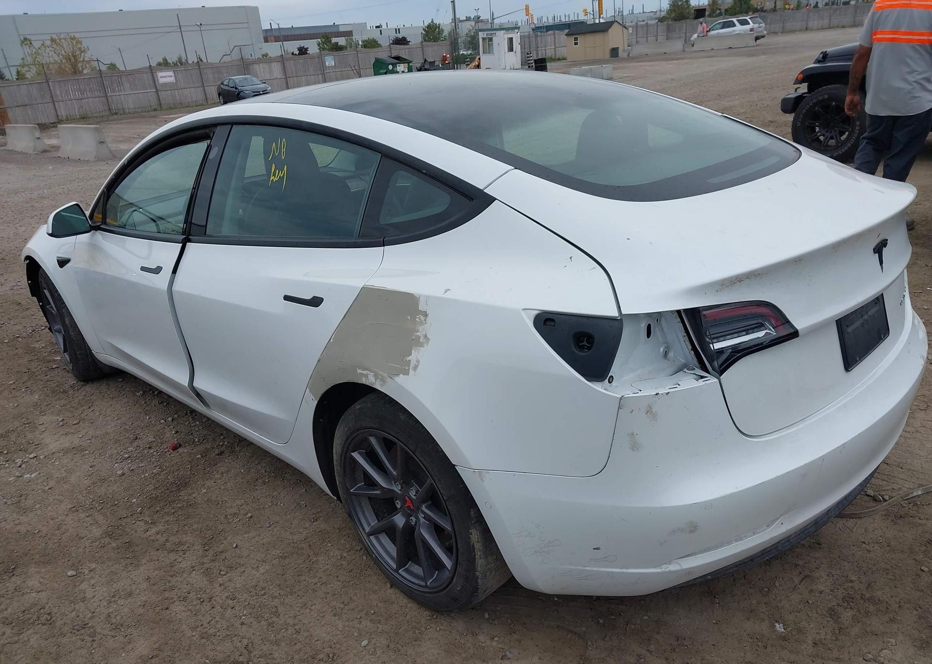2022 TESLA MODEL 3