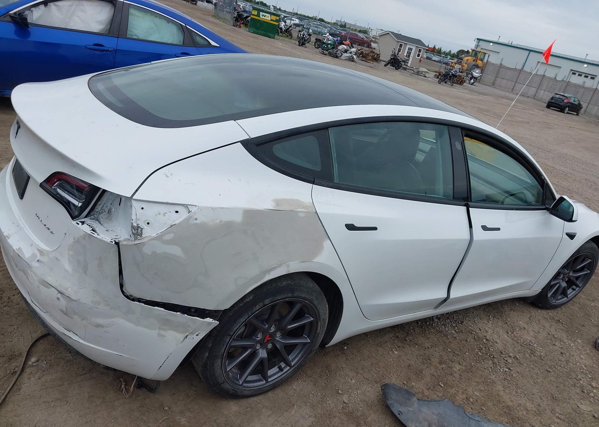 2022 TESLA MODEL 3