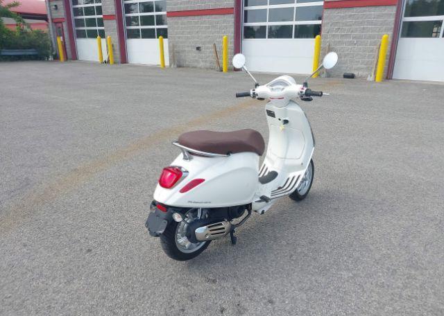 2023 VESPA PRIMAVERA