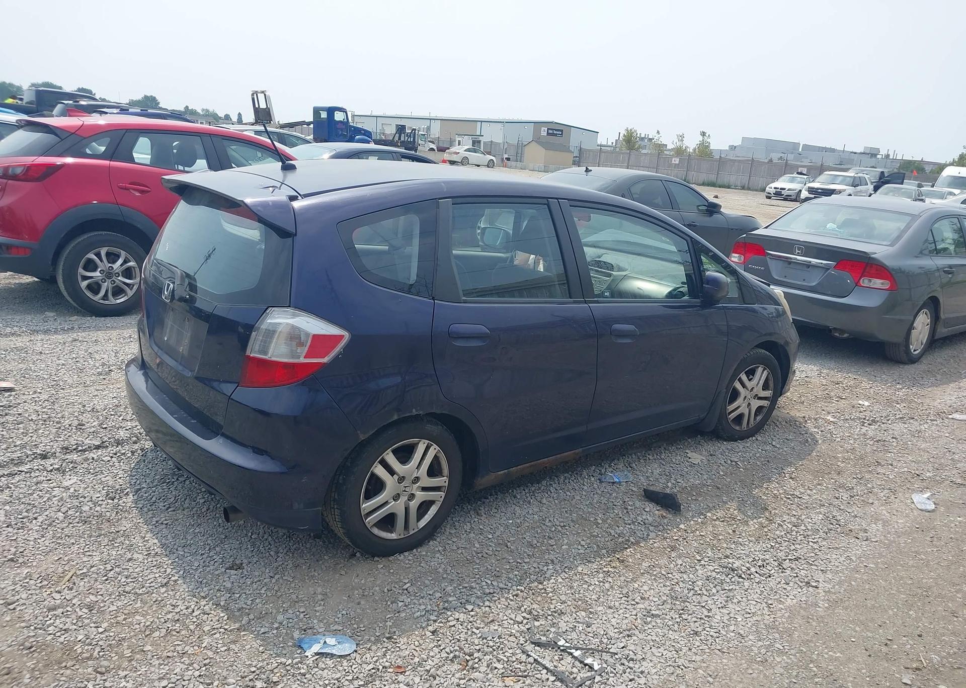 2009 HONDA FIT LX