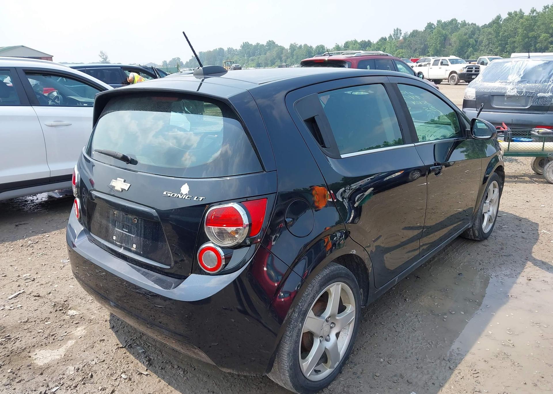 2015 CHEVROLET SONIC LT