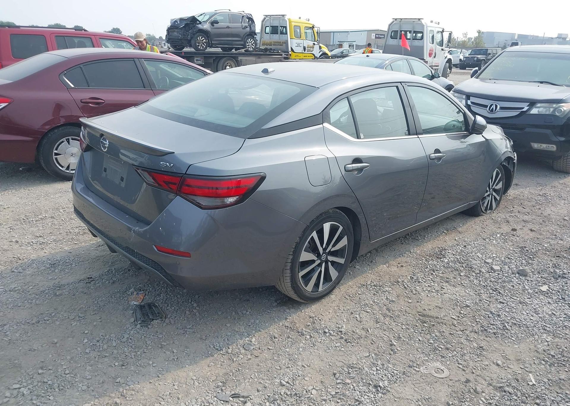 2022 NISSAN SENTRA SV