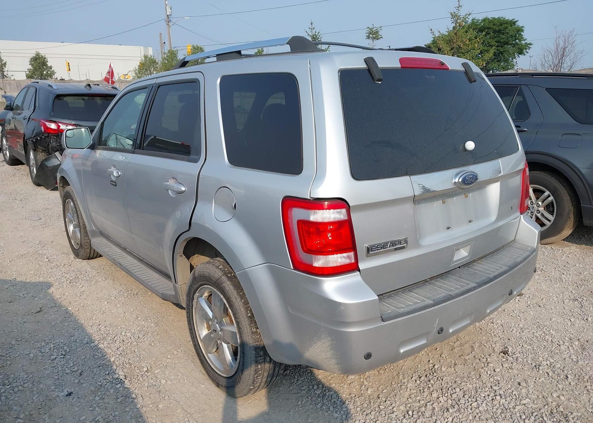 2010 FORD ESCAPE