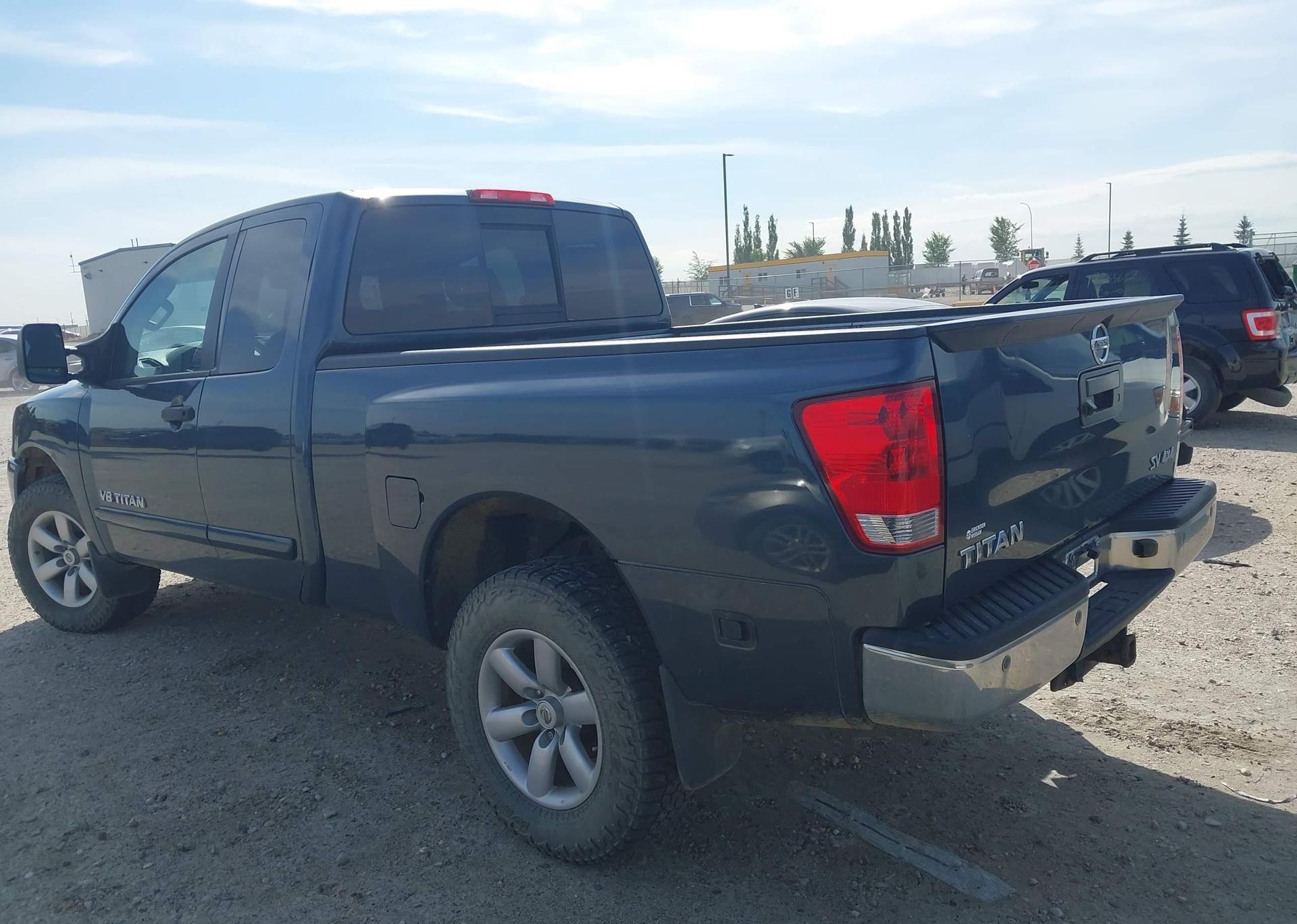 2013 NISSAN TITAN PRO-4X