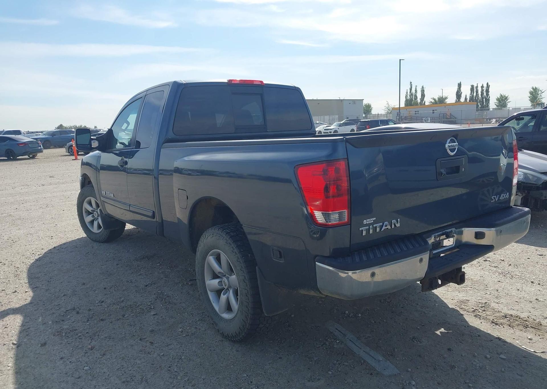 2013 NISSAN TITAN PRO-4X