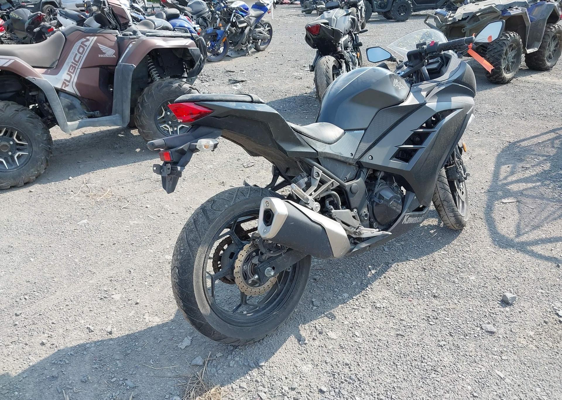 2016 KAWASAKI EX300 B