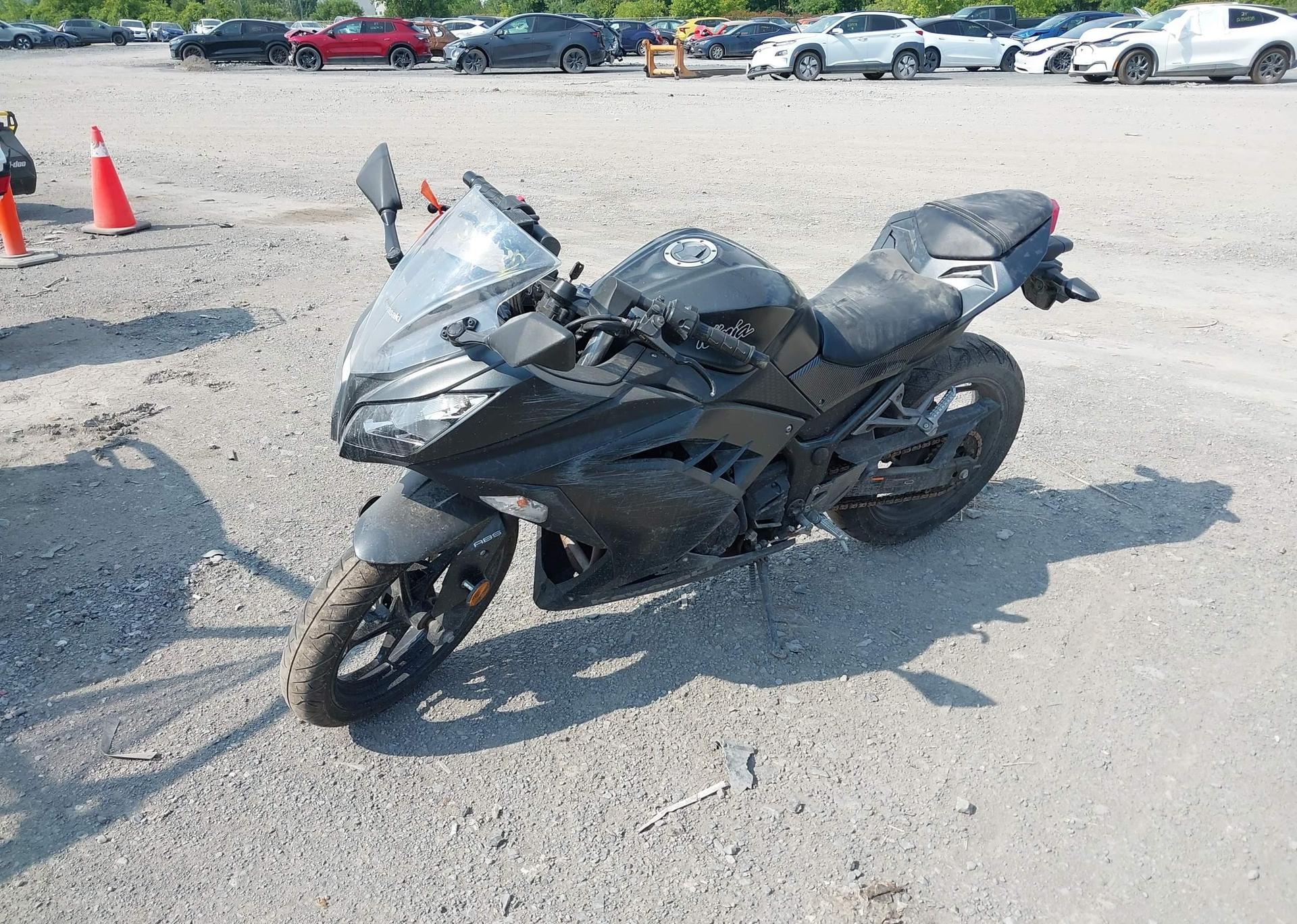 2016 KAWASAKI EX300 B