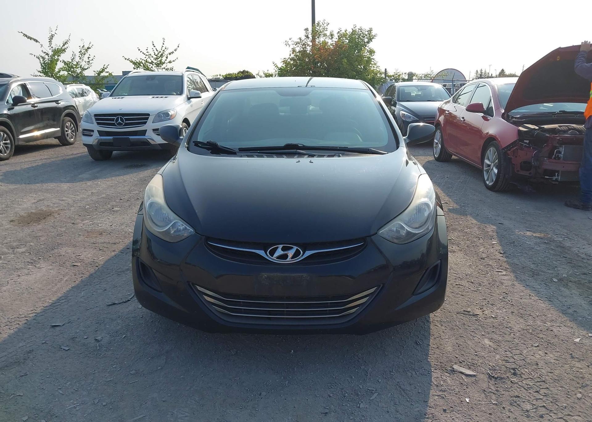 2013 HYUNDAI ELANTRA GLS