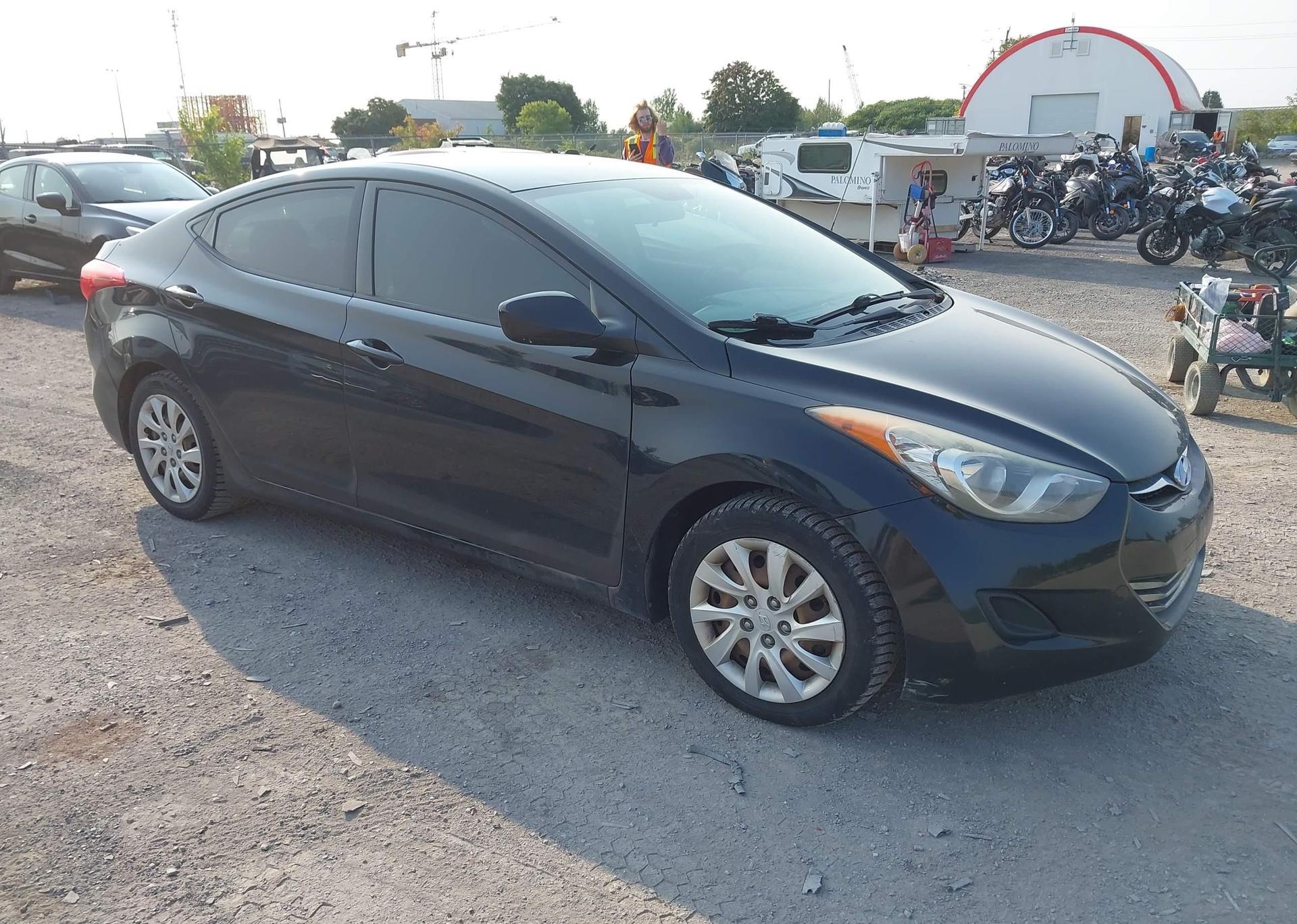 2013 HYUNDAI ELANTRA GLS