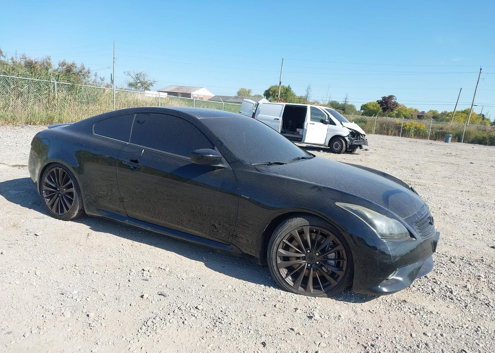 2011 INFINITI G37X