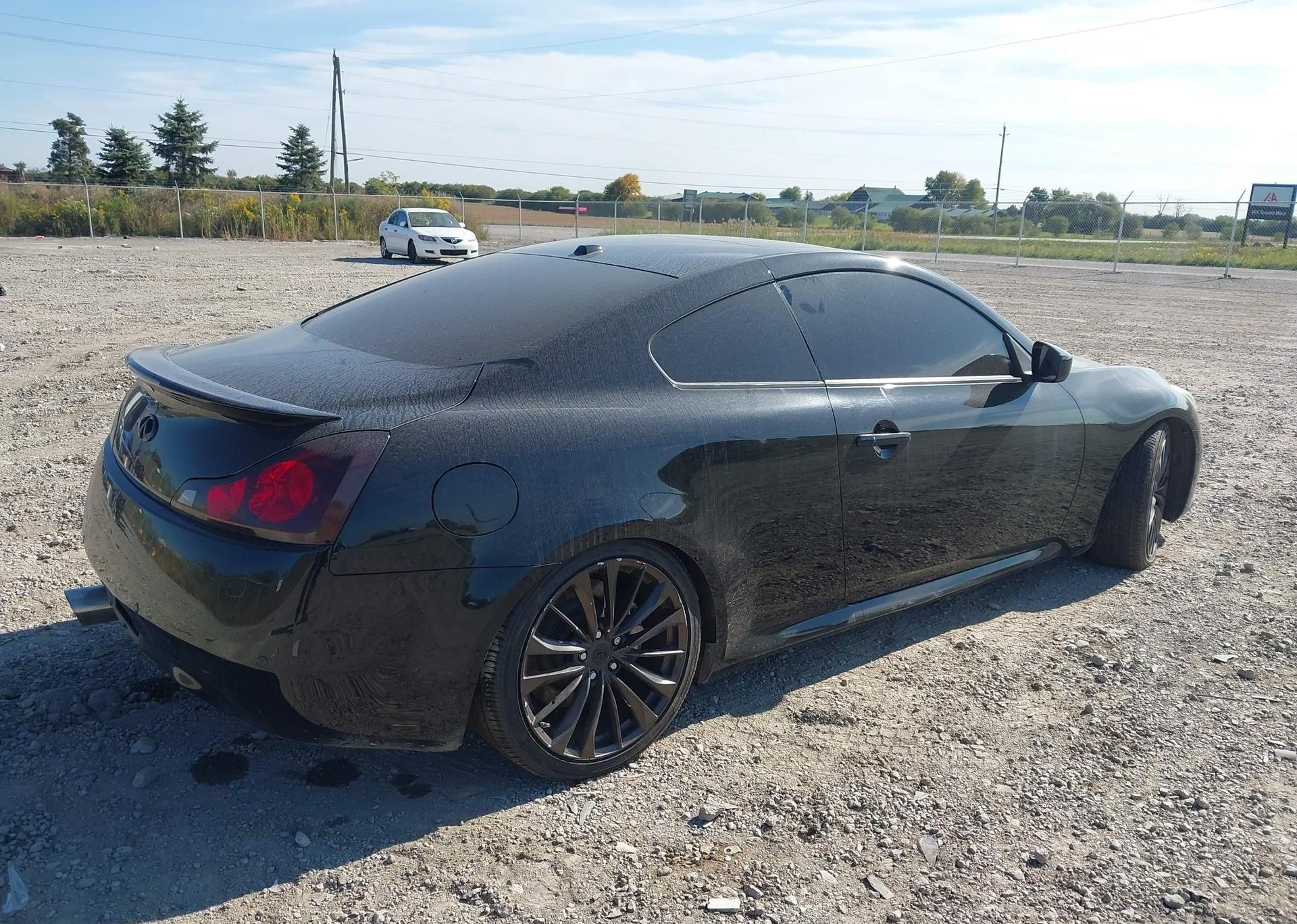 2011 INFINITI G37X