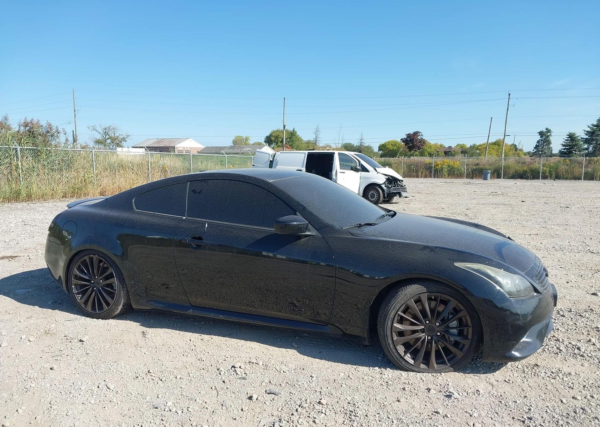 2011 INFINITI G37X