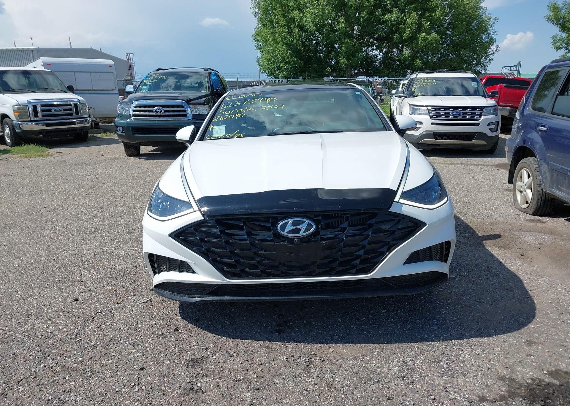2022 HYUNDAI SONATA LUXURY