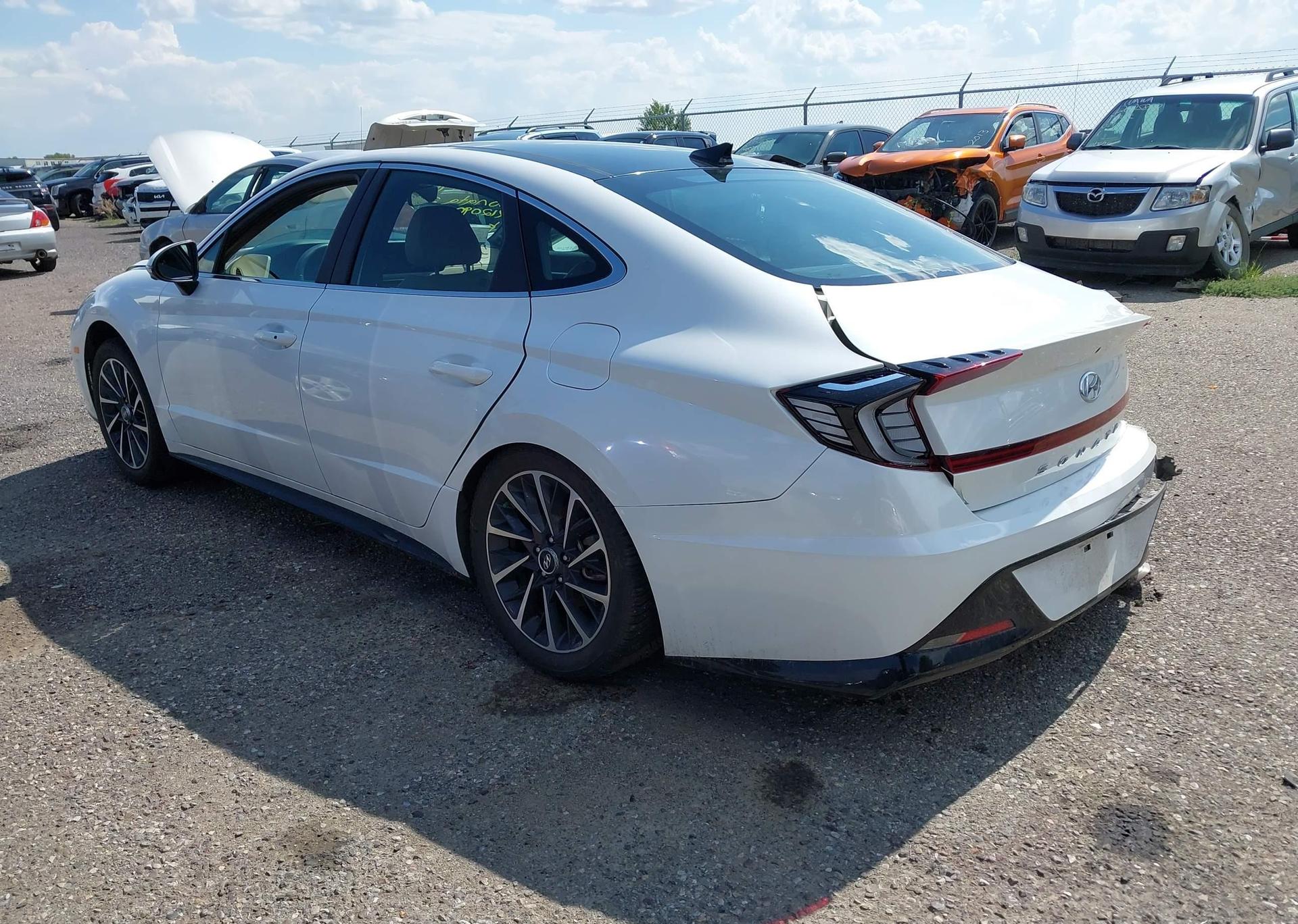 2022 HYUNDAI SONATA LUXURY